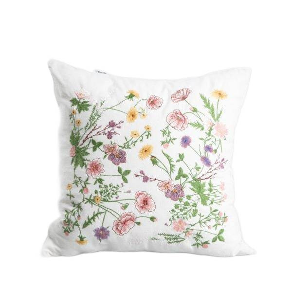 Poszewka MEADOW FLOWERS z haftowanym wzorem w kwiaty 45x45cm HOMLA 923351